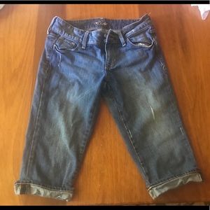 Old navy Jena capris. Size 4